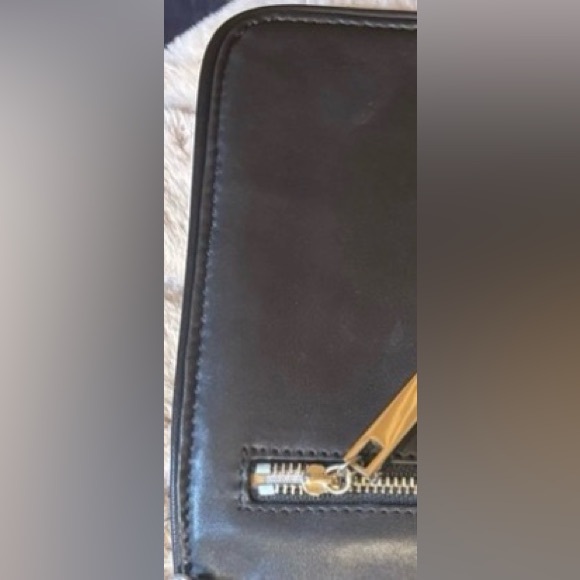 TORY BURCH REVA TWEED BAG/CLUTCH - Pre Owned - Great Condition - Picture 12 of 14